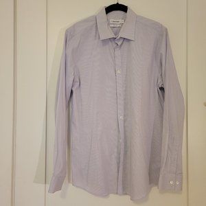 Calvin Klein Non-Iron Button Down Dress Shirt in M